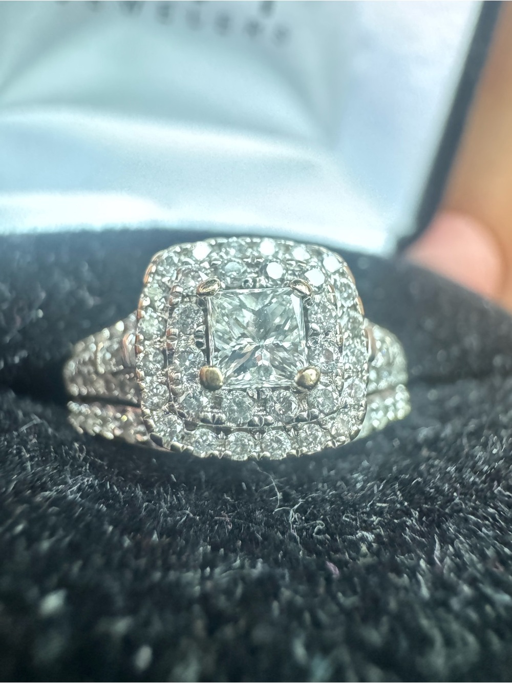 Kay Jewelers Diamond Halo Engagement Ring in WhiteGold